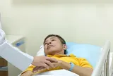 Nghệ sĩ hài Tấn Beo đối mặt với bệnh suy thận giai đoạn cuối, đồng nghiệp lo lắng