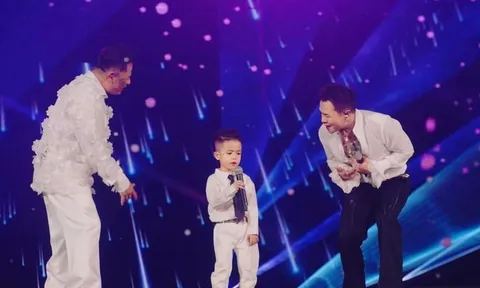 Tranh cãi con trai 4 tuổi của Bằng Kiều hát concert Anh trai vượt ngàn chông gai