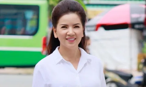 Diễn viên Ngọc Trinh qua đời: NS Thành Lộc và dàn sao bàng hoàng, Quyền Linh tức tốc chạy qua trong đêm