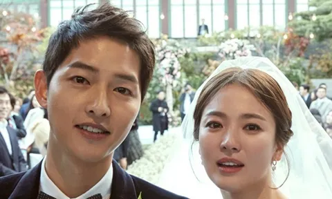 Phát ngôn “10 giờ tối không được đi uống với bạn khác giới” của Song Joong Ki gây tranh cãi, netizen lại gọi tên Song Hye Kyo