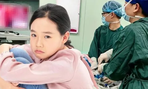 Thấy bụng của con gái lớp 9 ngày càng to, mẹ vội vàng đưa đi khám thì chết sững khi bác sĩ nói 5 từ
