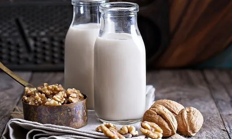 4 lưu ý khi uống sữa hạt giúp da đẹp, dáng thon