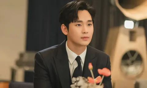 Kim Soo Hyun dự kiến sẽ ra hầu tòa vào tháng 11