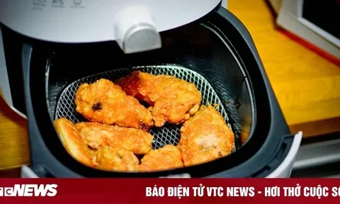 8 loại thực phẩm 'kỵ' nồi chiên không dầu