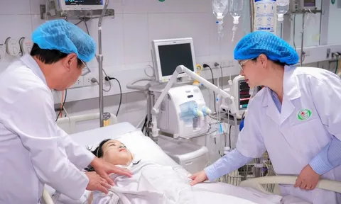 Sức khoẻ của điều dưỡng Bệnh viện Sản Nhi Nghệ An bị đâm hiện ra sao? 0