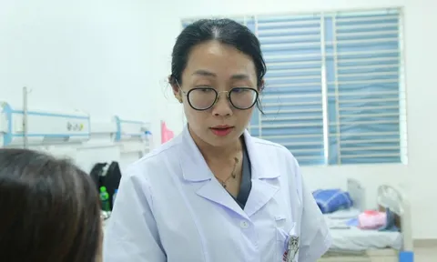 Nam đầu bếp trẻ nhận tin nhiễm HIV và cách ứng xử khiến bác sĩ bất ngờ