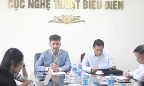 Nhạc rác và nghệ sĩ vô ý thức sẽ không còn đất sống