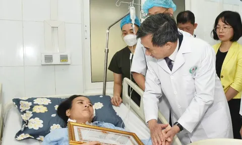 Thứ trưởng Y tế: Khi thầy thuốc bị đe dọa, bệnh nhân cũng mất an toàn 0