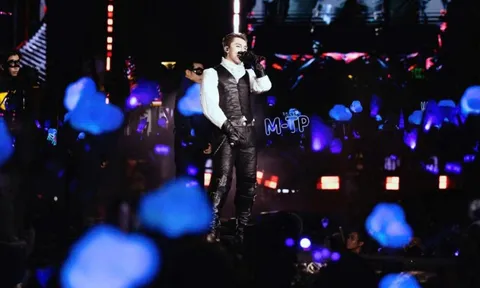 Y-FEST2025: Hàng chục nghìn người hòa nhịp với âm nhạc và công nghệ Viettel 0