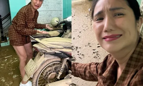 Nhà của NSƯT Cát Tường tại Huế ngập trong bùn đất sau lũ, nay cả gia đình phải ra khách sạn ngủ để tránh bão