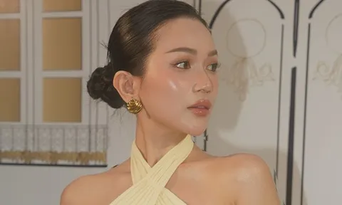 Sao nữ Vbiz chơi pickleball gây tranh cãi: Ăn mặc bị chê lố lăng, trang điểm đậm lè như đi diễn