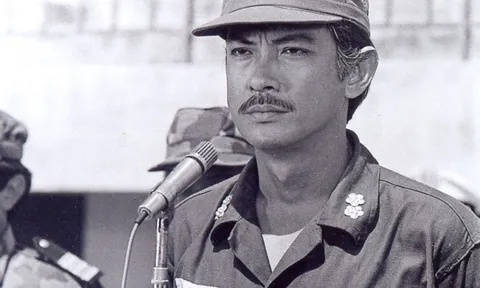 Chánh Tín- Thành Luân của 'Ván bài lật ngửa': Vỡ nợ, cuối đời sống vất vả 1