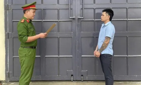 Giữ hộ 38 chỉ vàng khi đưa người đi cấp cứu, Hoàng Đình Đạt liền đem bán lấy 60 triệu đồng rồi cắt đứt liên lạc