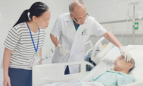 Người đàn ông vỡ nát mặt sau cú ngã trong thang máy 1