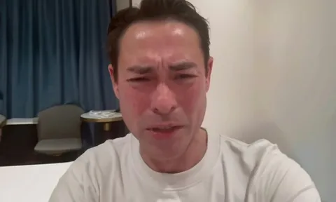 Diễn viên Tuấn Kiệt bật khóc cầu cứu