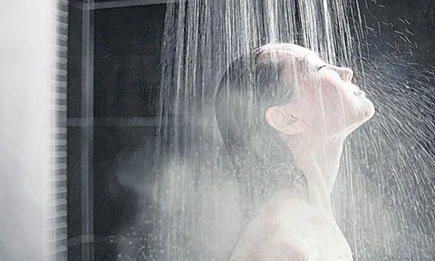 Có nên tắm thường xuyên khi trời lạnh? Câu trả lời thực sự khiến nhiều người phải thay đổi suy nghĩ