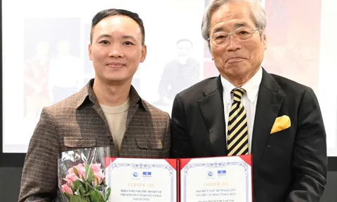 UNESCO Nhật Bản vinh danh đạo diễn Vạn Nguyễn