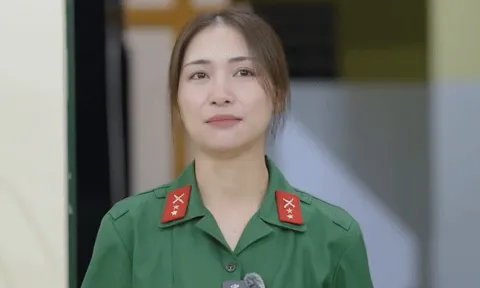 Hòa Minzy rưng rưng, thừa nhận cô đơn