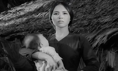 Chị Út Tịch phim 'Mẹ vắng nhà': Bỏ diễn bán cà phê, sống bình dị bên chồng NSND 0