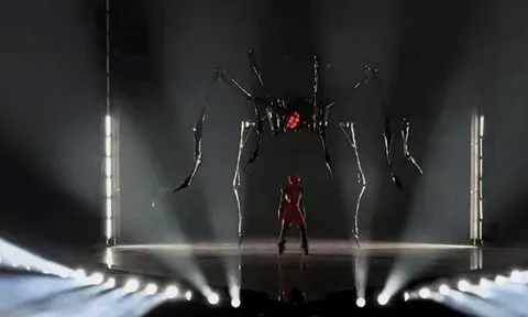 Không còn phép màu nào cho nữ ca sĩ hạng A: Lượt nghe giảm sốc 70%, album bốc hơi sau 4 tuần