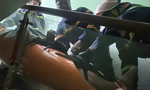 Người đàn ông nặng 150 kg vừa được cảnh sát ở TP HCM hỗ trợ