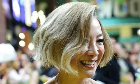 Chiếc váy gây tranh cãi của Dương Tử Quỳnh