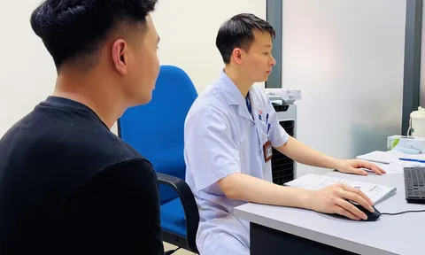 Nhập viện cấp cứu lúc rạng sáng sau khi uống 4 viên thuốc giãn cơ 0