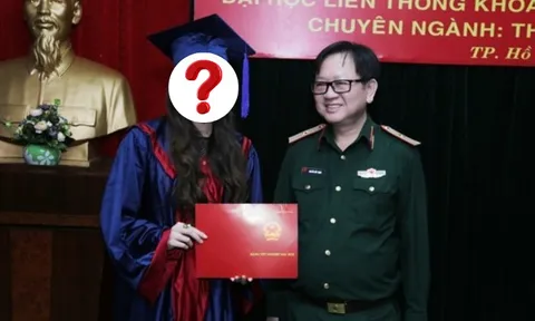 Phú bà Vbiz từng dạy học ở trường quân đội: Đối thủ một thời của Mỹ Tâm, nhan sắc tuổi 45 là đây sao