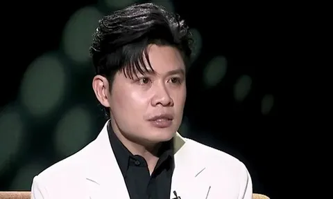 Một nam ca sĩ là phó giám đốc khiến Nguyễn Văn Chung mang ơn