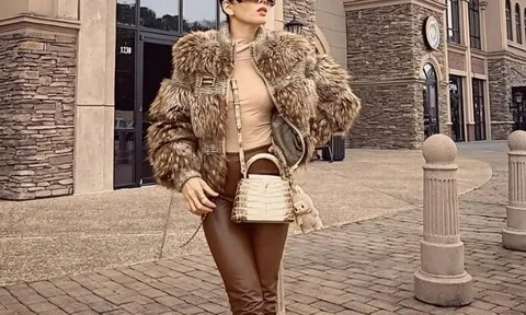 Bộ sưu tập quần "kéo dài" chân của Lệ Quyên