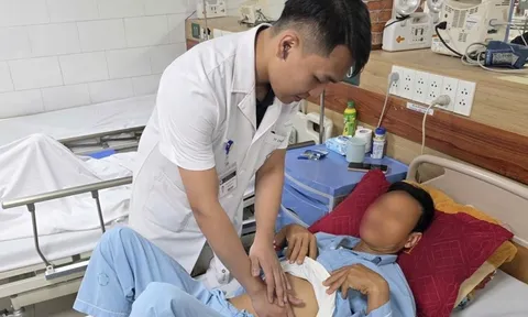 Uống mật cá trắm, người đàn ông 38 tuổi viêm gan cấp, suy thận phải cấp cứu 0