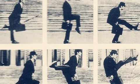 Đi bộ kiểu này trông có vẻ "ngốc nghếch" nhưng lại hiệu quả hơn 3 giờ đi bộ mỗi ngày