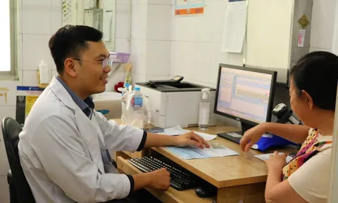 TPHCM: Người cao tuổi được cấp BHYT miễn phí có giữ nơi khám chữa bệnh ban đầu?