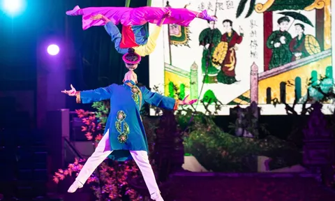 Khi tranh Đông Hồ biết bay lượn trong 'Chuyện nhà Tí' 1