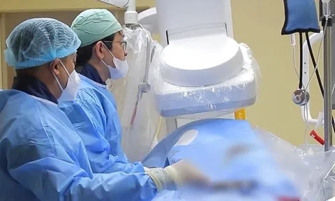 Phản ứng nhanh của người thân giúp bệnh nhân nhồi máu cơ tim vượt ‘ải tử thần’