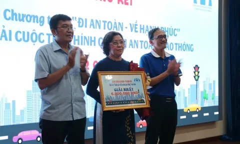 10 năm “Thính giả với an toàn giao thông” và những câu chuyện đời thường