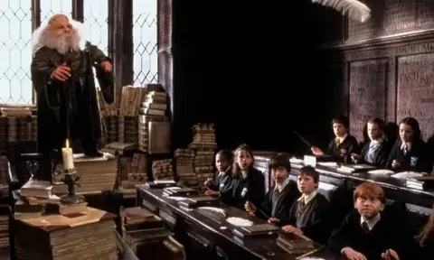 Harry Potter phiên bản truyền hình có gì khác biệt?