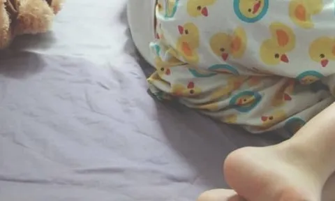 Bé trai 9 tuổi thường xuyên đái dầm ban đêm, bố mẹ đưa đi khám mới phát hiện sự thật gây sốc: cơ thể “thiếu 1 cơ quan”