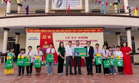 Nestlé góp phần phát triển giáo dục số qua việc trao tặng phòng máy tính