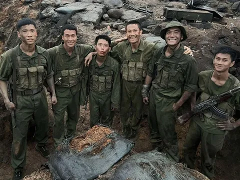 7 nam diễn viên hóa thân thành 7 chiến sĩ quả cảm trong bom tấn "Mưa Đỏ" là ai?