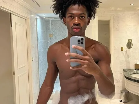 Lil Nas X bị bắt
