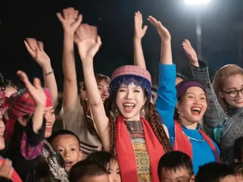 Trang Pháp hoàn thành ca khúc về tình yêu nước trong 6 ngày