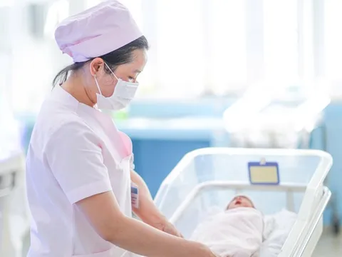 Ca bệnh hy hữu: Mẹ mắc ung thư sinh con khỏe mạnh