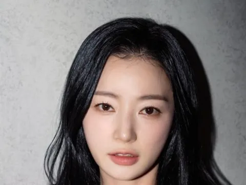Diễn viên Song Ha-yoon đối mặt với vụ kiện 10 tỉ won vì bắt nạt học đường
