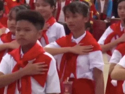 Khoảnh khắc đắt giá xuất hiện chớp nhoáng khiến ai nấy nổi da gà, tổng duyệt cỡ này Đại lễ 2/9 còn đỉnh cỡ nào!