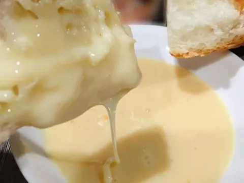 4 kiểu ăn sáng "tàn phá" mạch máu nhanh nhất nhưng hiếm người Việt nào chưa từng làm trong đời