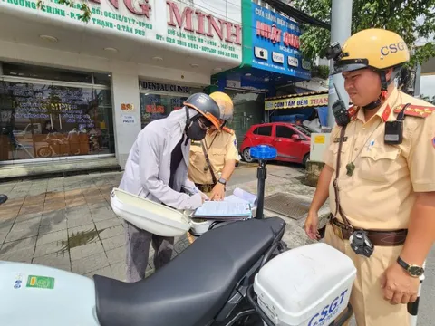 Gần 500 phương tiện bị CSGT TP HCM phạt nguội trong ngày 11-10