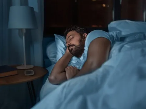 Phát hiện thời điểm đi ngủ đau tim, đột quỵ "sợ nhất": Không phải trước 10 giờ tối