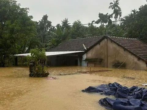 Phát động chương trình "Trái tim miền Trung"