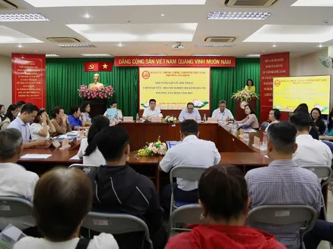 Tiểu thương loay hoay chuyển đổi số, phường Tân Định cam kết đồng hành